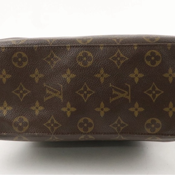 Authentic Louis Vuitton - Picture 5 of 12